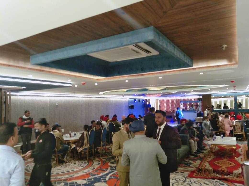 Hotel Smily 卢迪亚纳 外观 照片